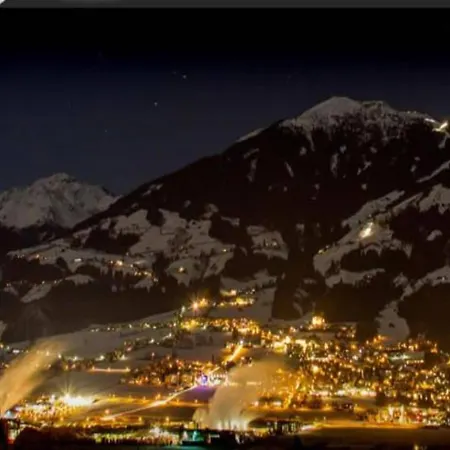 アパート Cosy In Neustift In The Stubaital